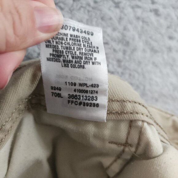 Levi's Mens Shorts Size 36 Cargo Distressed Worn 100% Cotton Beige Y2K - Picture 12 of 12